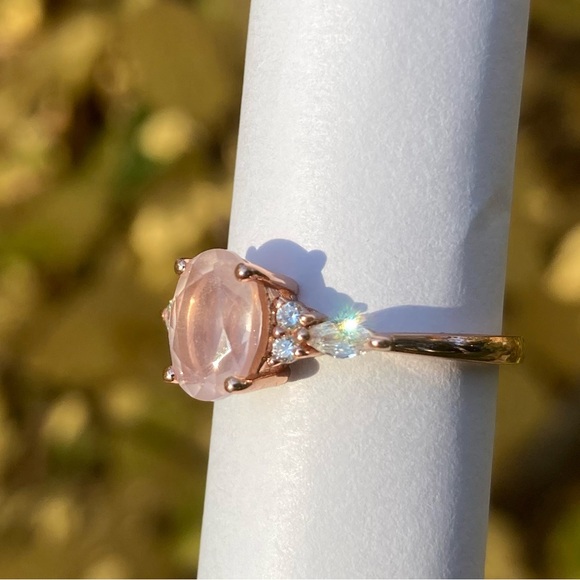 Rose Quartz Ring - Picture 4 of 14